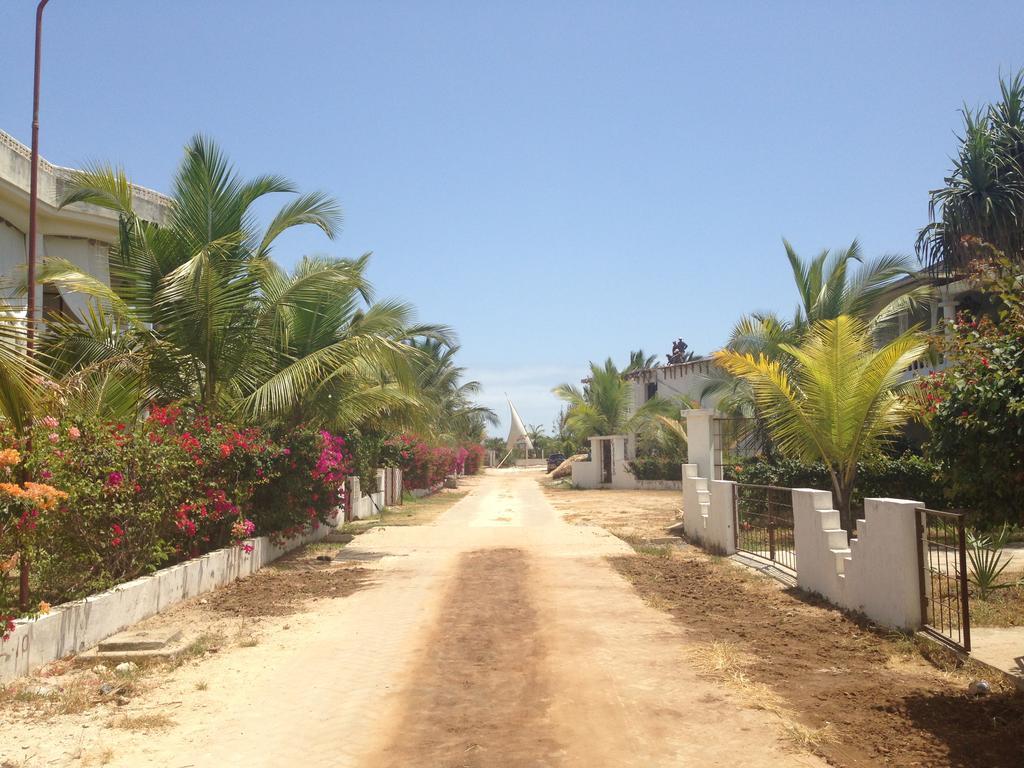 Downtown Malindi Apartment Exteriör bild